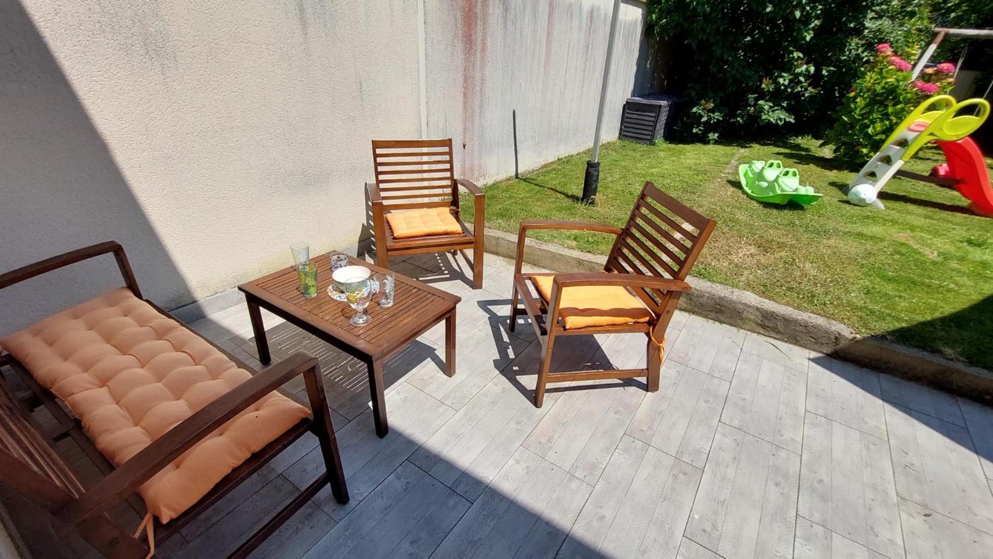 Le So Wild, Maison Avec Jardin Clos, Terrasse Amenagee, 5 Mn A Pied Commerce, Terrain De Tennis, A 800 M De La Plage D'Omaha Beach Jeux Arcade, Jouets, Materiel Jeunes Enfants Enfants, Table Ping-Pong เวียร์วิลล์ ซัวร์ แมร์ ภายนอก รูปภาพ
